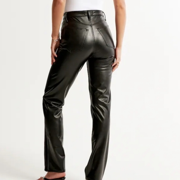 Mixed Fabric Straight Jeans - Picture 4 of 7